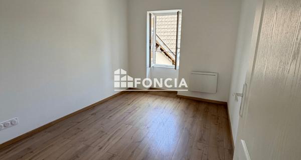 Location Maison 5 pièces 92.15 m² - Morestel 38510