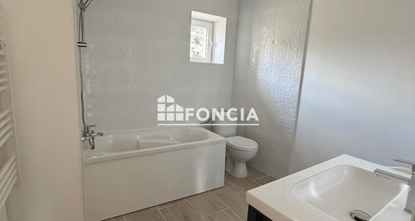 Location Maison 5 pièces 92.15 m² - Morestel 38510