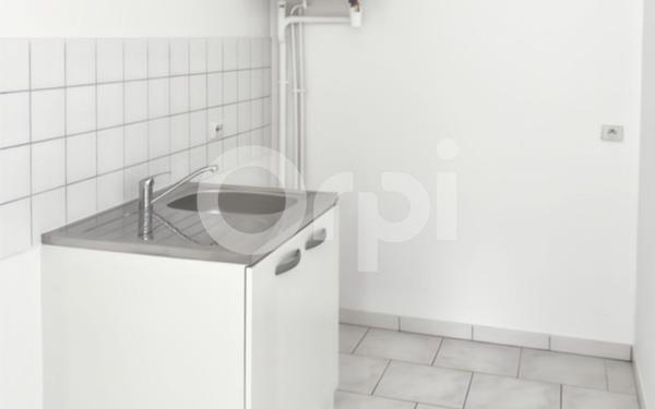 Appartement à louer    2 pièces •  Moussy-le-Vieux