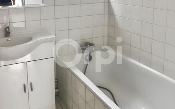 Appartement à louer    2 pièces •  Moussy-le-Vieux