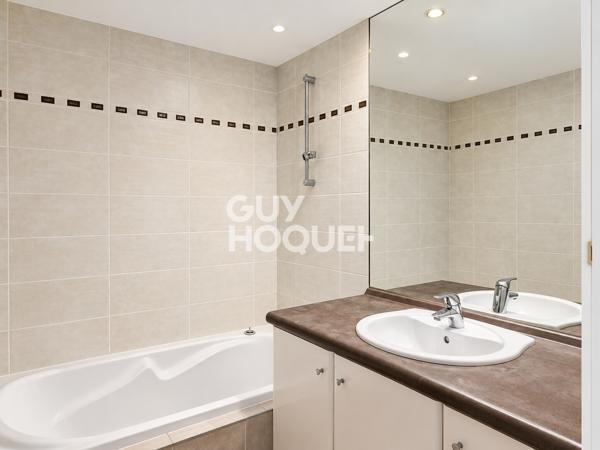 Appartement à louer de 4 pièces de 93.33 m²