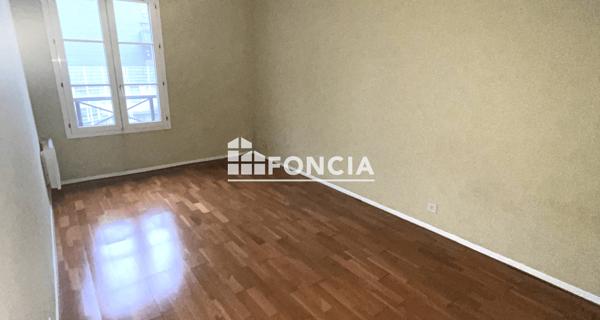 Location Appartement 2 pièces 53.18 m² - Melun 77000