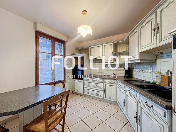 Maison à vendre à AVRANCHES - 6 pièces, 4 chambres