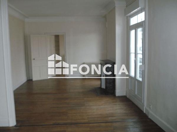 Location Appartement 5 pièces 113.92 m² - 21 RUE LENEPVEU Angers 49100