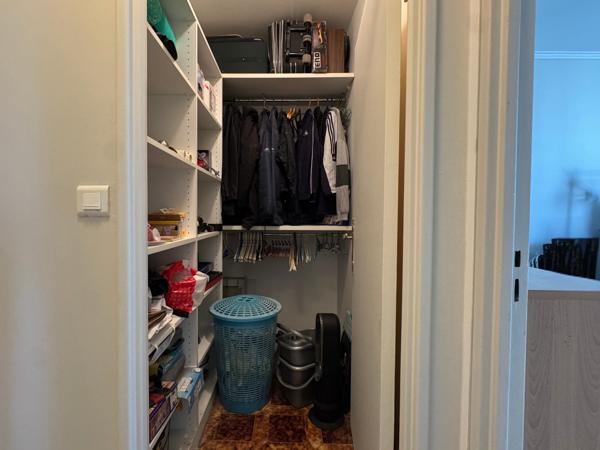 Appartement
         4 pièces
        - 90 m² 489 555 € *