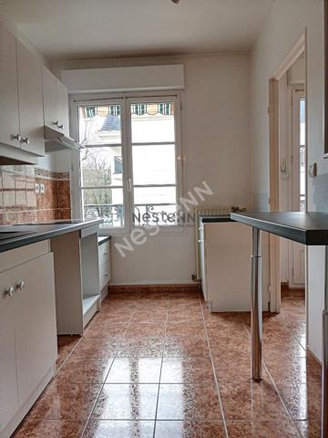 APPARTEMENT DE TYPE F2, 56 m2 SAINT FARGEAU PONTHIERRY