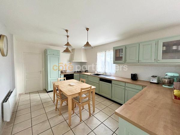 Vente Maison145 m² - 6 Pièces - LE THUIT DE L OISON (27370)