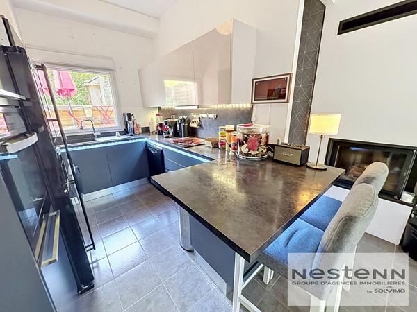 Maison moderne 5 pièces Saint-Fargeau-Ponthierry centre-ville - 110 m², jardin, piscine, parfait état