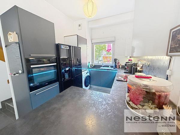 Maison moderne 5 pièces Saint-Fargeau-Ponthierry centre-ville - 110 m², jardin, piscine, parfait état