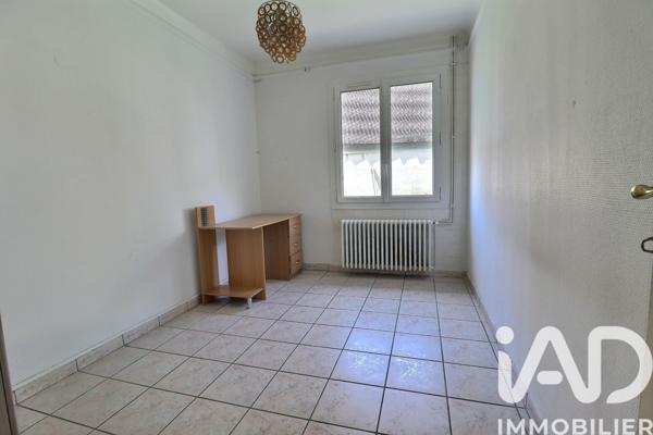 Maison à vendre 4 pièces 105 m² Entraigues-sur-la-Sorgue