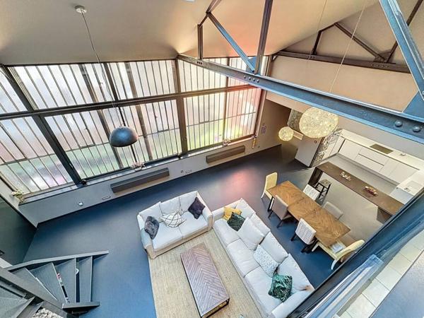 Loft / Atelier à vendre 5 pièces de 161 m²