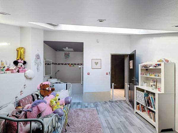 Loft / Atelier à vendre 5 pièces de 161 m²