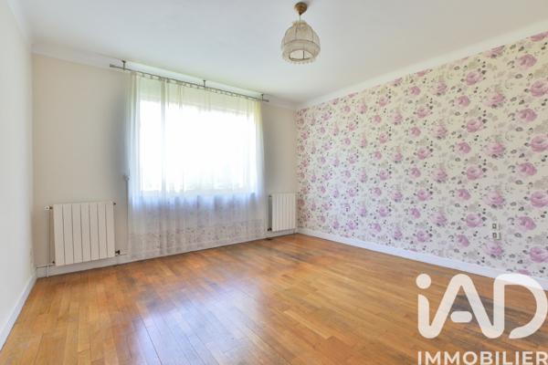 Location maison 6 pièces 137 m² Clémery