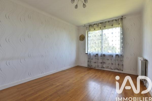 Location maison 6 pièces 137 m² Clémery