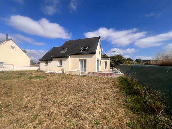 Maison contemporaine à Tréméloir