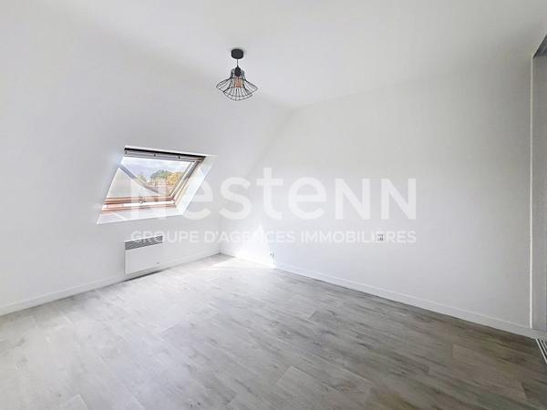 Maison contemporaine à Tréméloir