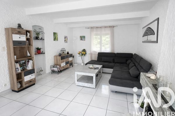 Maison à vendre 5 pièces 102 m² Saint-Maximin-la-Sainte-Baume