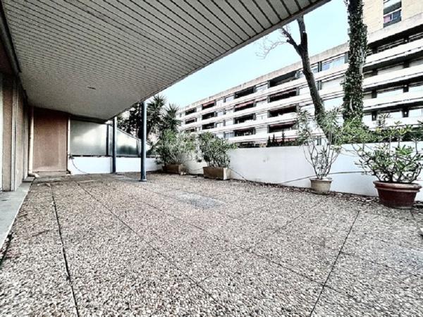 Appartement Saint Anne T4  90 m² Terrasse, parking sous sol, cave