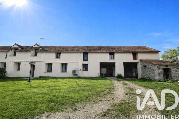 Maison à vendre 9 pièces 274 m² Courchamps
