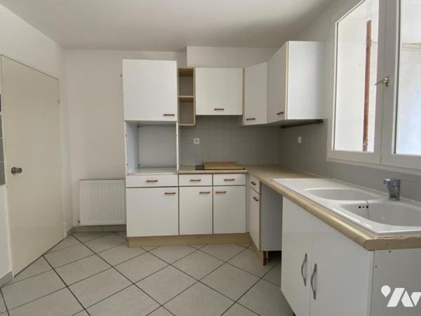 PLAIN-PIED 114M² A RAFRAICHIR - 4 CHAMBRES 