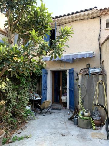 Maison La Couronne  3 pièces 52.70 m2