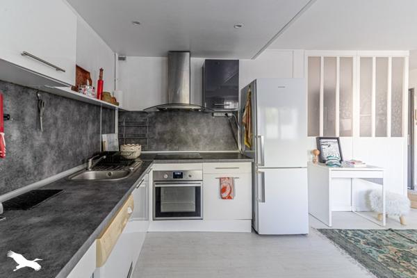 Appartement à vendre |                                       Bordeaux |                                        2 pièces  |  47 m²