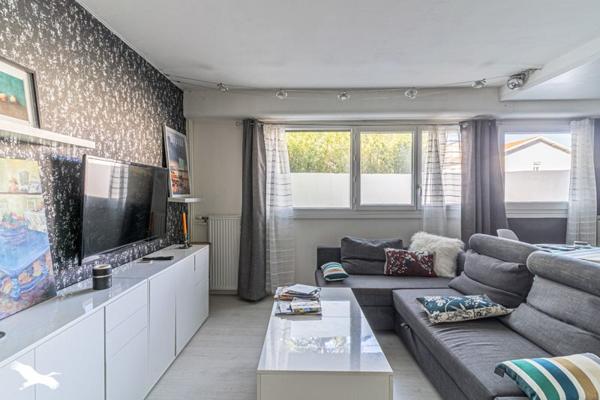 Appartement à vendre |                                       Bordeaux |                                        2 pièces  |  47 m²