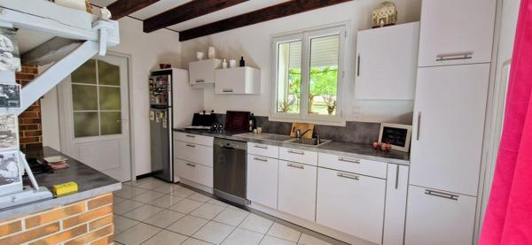 Charmante maison de 210m² avec terrain arboré de 2800m² à Maison Mas d'Agenais
