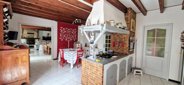 Charmante maison de 210m² avec terrain arboré de 2800m² à Maison Mas d'Agenais