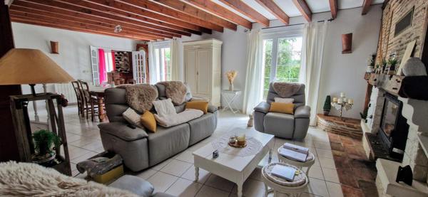 Charmante maison de 210m² avec terrain arboré de 2800m² à Maison Mas d'Agenais