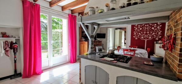 Charmante maison de 210m² avec terrain arboré de 2800m² à Maison Mas d'Agenais