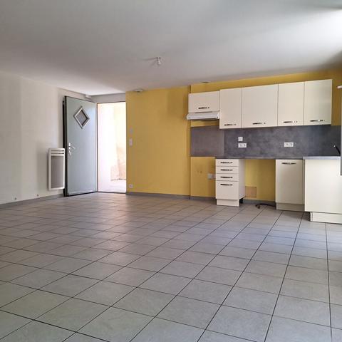 À SAISIR - Maison d'environ 67m² avec terrasse et stationnement sur une parcelle de 106m² , Sadirac À SAISIR - Maison d'environ 67m² avec terrasse et stationnement sur une parcelle de 106m² , Sadirac