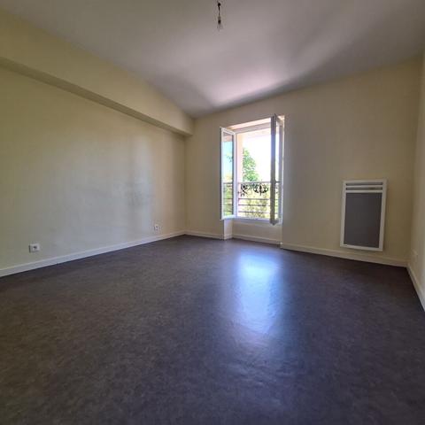 À SAISIR - Maison d'environ 67m² avec terrasse et stationnement sur une parcelle de 106m² , Sadirac À SAISIR - Maison d'environ 67m² avec terrasse et stationnement sur une parcelle de 106m² , Sadirac