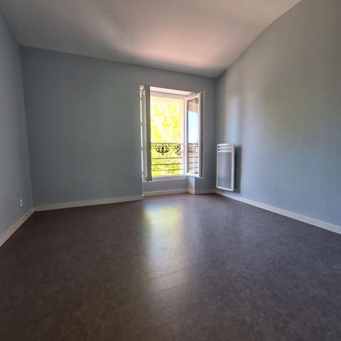 À SAISIR - Maison d'environ 67m² avec terrasse et stationnement sur une parcelle de 106m² , Sadirac À SAISIR - Maison d'environ 67m² avec terrasse et stationnement sur une parcelle de 106m² , Sadirac