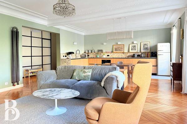 Paris (75010) APPARTEMENT HAUSSMANNIEN D’EXCEPTION – EXCLUSIVITÉ – SECTEUR SAINT-VINCENT-DE-PAUL, PARIS 10e