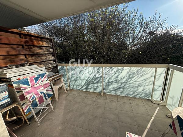 Porte d'Espagne, idéal investisseur F2 avec terrasse et parking