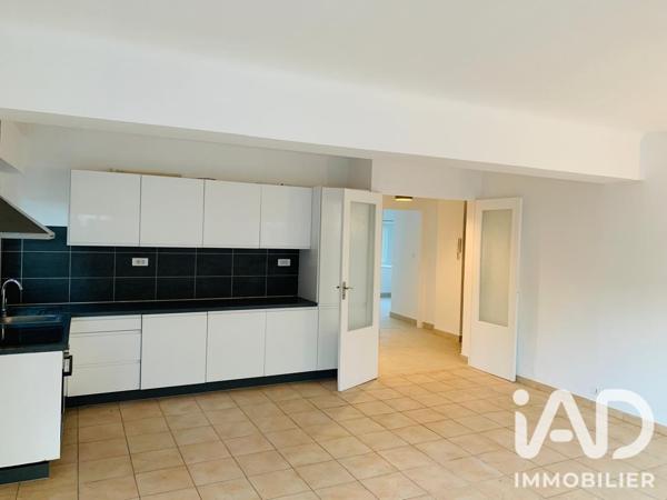 Location appartement 3 pièces 73,71 m² Le Cannet