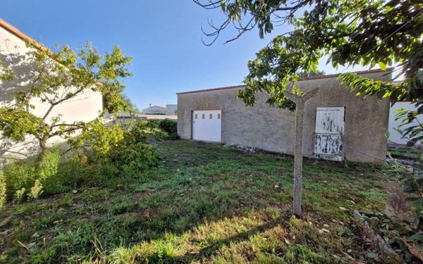 Terrain à vendre    Legé