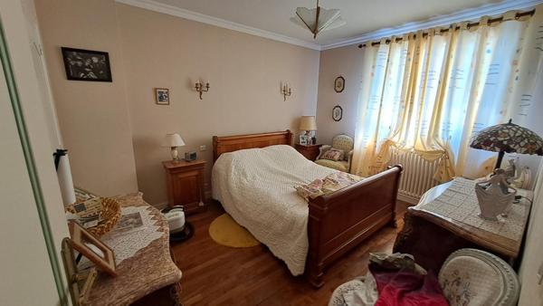 Belle maison sur grand terrain