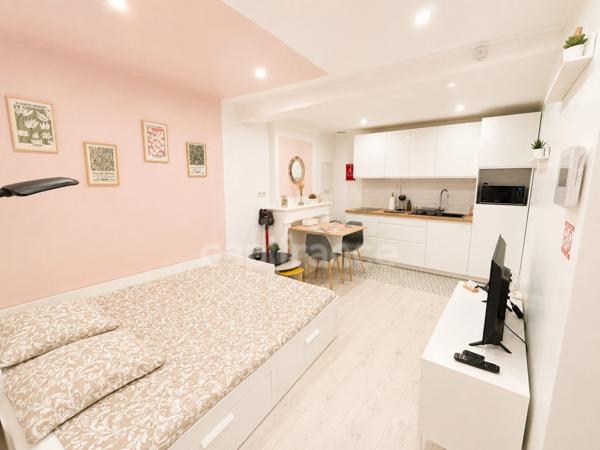 ENSEMBLE IMMOBILIER 104 m² – 2 LOGEMENTS – HYPER CENTRE SAINTES