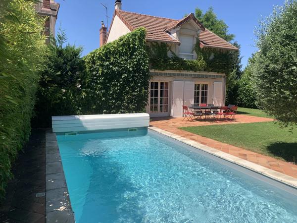 Maison Le Pecq - LIMITE LE VÉSINET