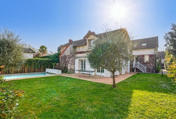 Maison Le Pecq - LIMITE LE VÉSINET