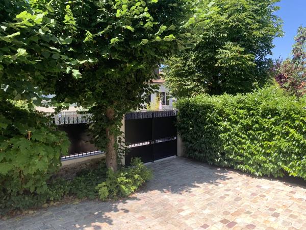 Maison Le Pecq - LIMITE LE VÉSINET