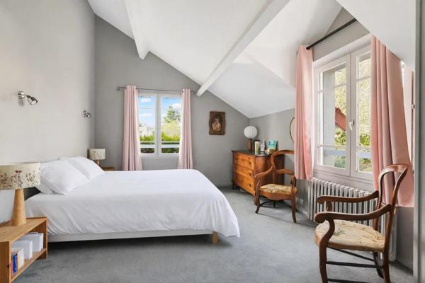 Maison Le Pecq - LIMITE LE VÉSINET