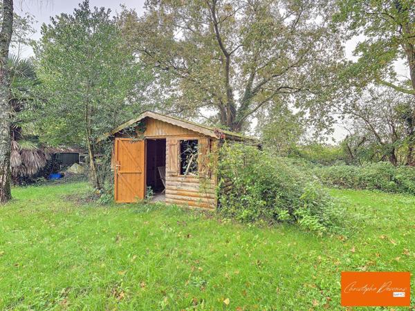 magnifique terrain de loisirs avec étang poissonneux à Belgeard