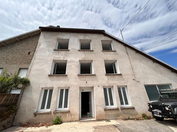 Maison 10 pièces 253.93 m2