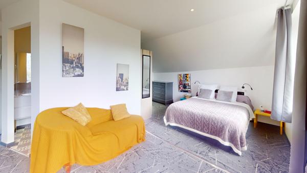 Maison 10 pièces 253.93 m2