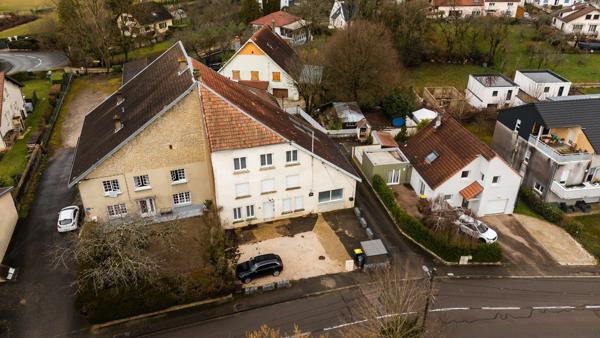 Maison 10 pièces 253.93 m2