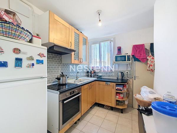 Idéal investissement locatif : appartement de 3 pièces à DREUX déjà loué, avec CAVE et PARKING proche N12, centre ville et gare