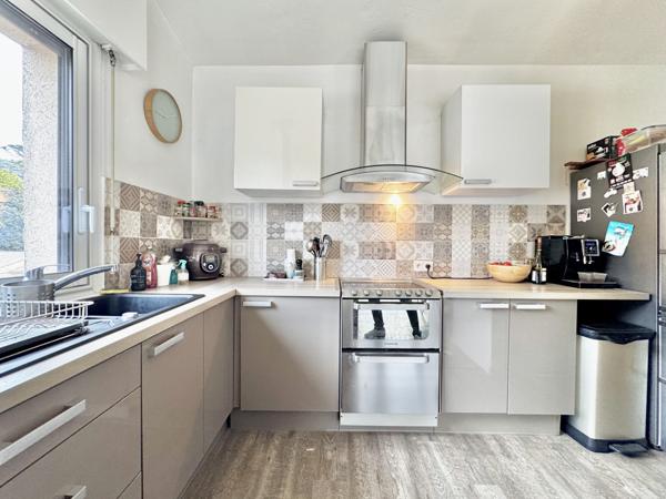 Pégomas (06580) 3P PÉGOMAS TOIT TERRASSE 1ER et DERNIER ETATGE GARAGE et Cave